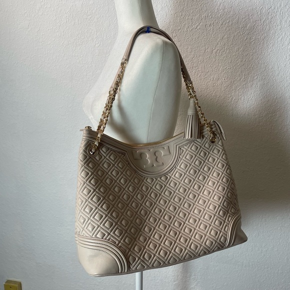 Tory Burch Fleming Quilted Leather tote bags - Picture 12 of 14